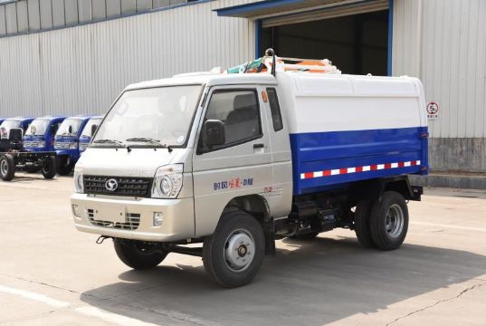 點(diǎn)擊查看詳細(xì)信息<br>標(biāo)題：4.5方汽油垃圾車 閱讀次數(shù)：2304