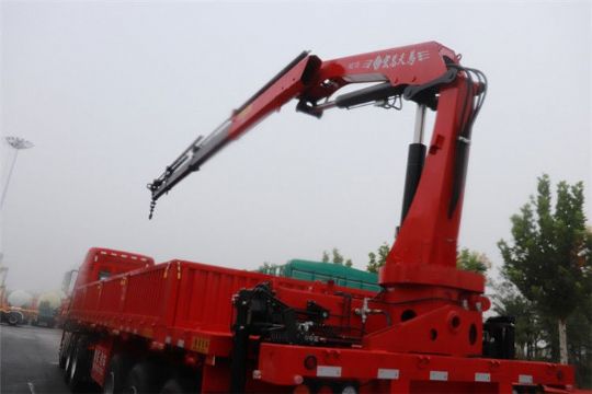 點擊查看詳細信息<br>標題：SQ5S3  5噸折疊臂 閱讀次數(shù)：3522